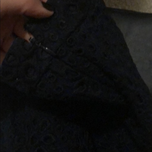 Bundle of 3 tops and one shorts - Picture 7 of 8